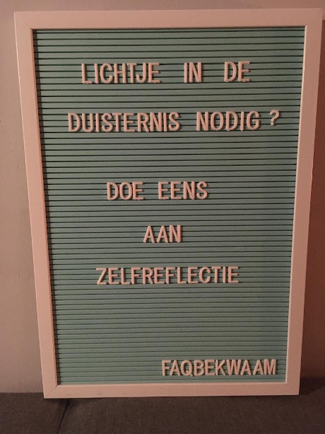 Lichtje in de duisternis nodig? Doe eens aan zelfreflectie - FAQbekwaam