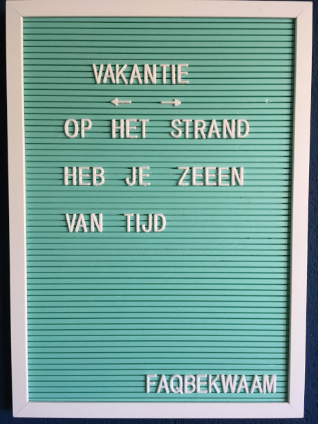 Vakantie - op het strand heb je zeeën van tijd - FAQbekwaam